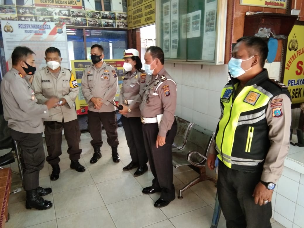 Pemberian Tali Asih Polsek Medan Area