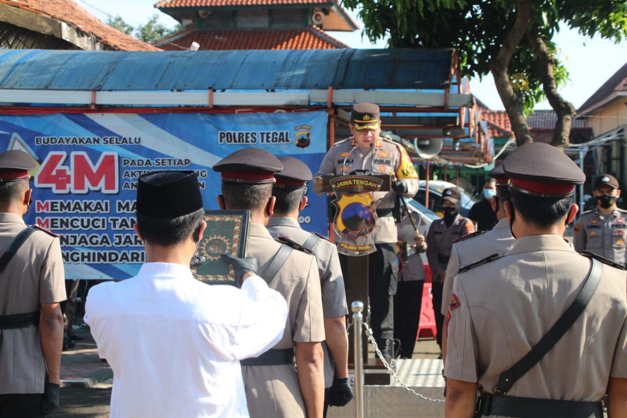Kapolres Tegal Pimpin Upacara Serah Terima jabatan Kasat dan Kapolsek