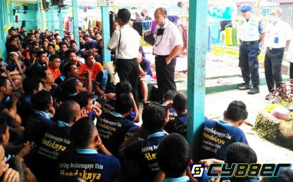 14 Narapidana Lapas Kelas 2b Blitar Dibebaskan Lebih Cepat, Sebagai Langkah Memutus Mata Rantai Penyebaran Virus Corona