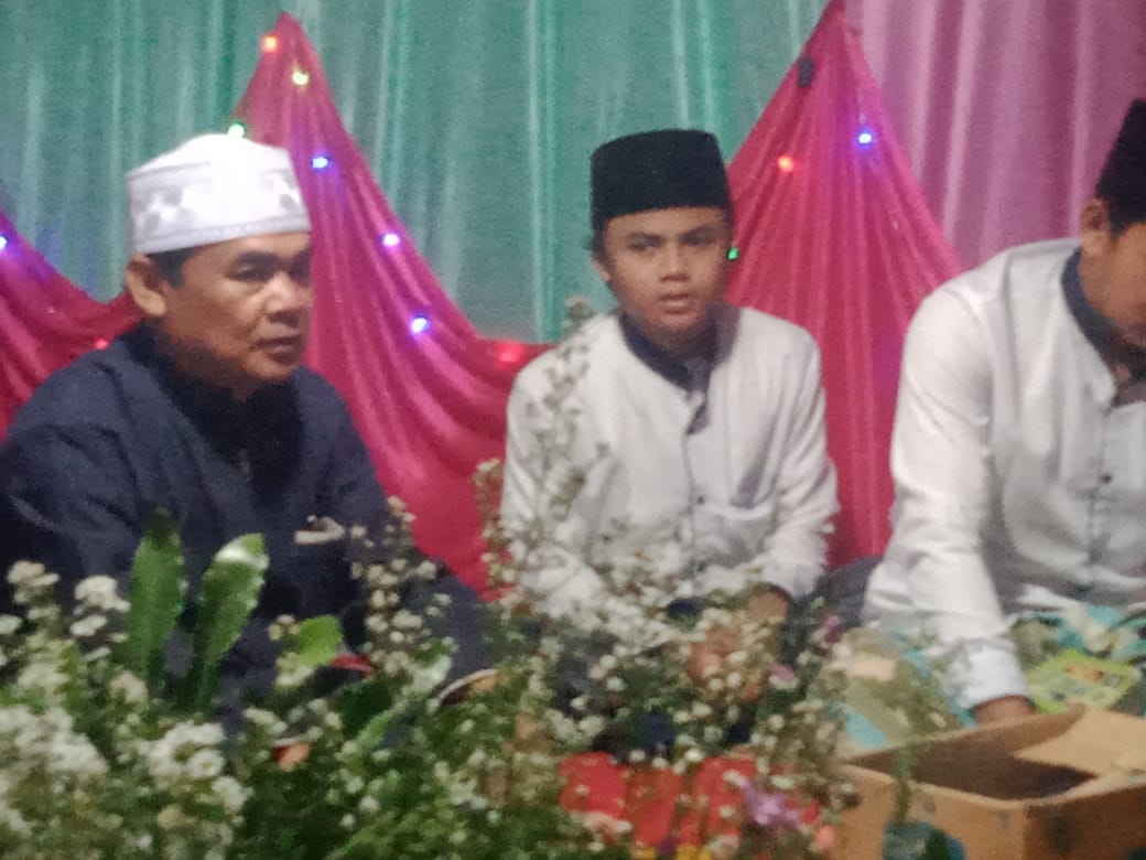 Peringatan Maulid Nabi Muhammad SAW yang ke 1942 H. Dilaksanaka di kediaman Ustad Zenal.