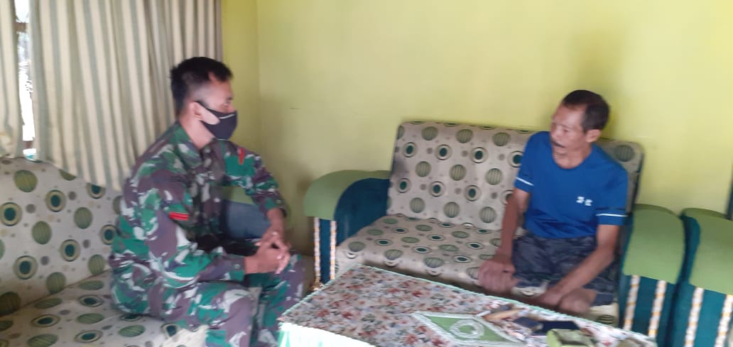Pratu Adam jalin Kedekatannya Dengan Warga Binaanya