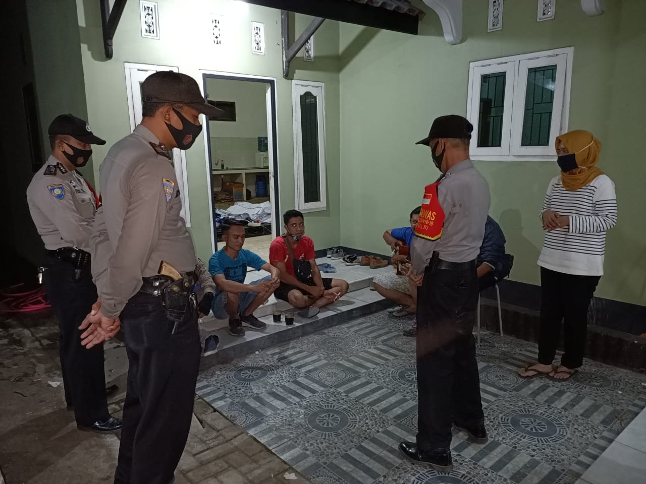 Polsek Jatibarang Lakukan Patroli Pendisiplinan Protokol AKB