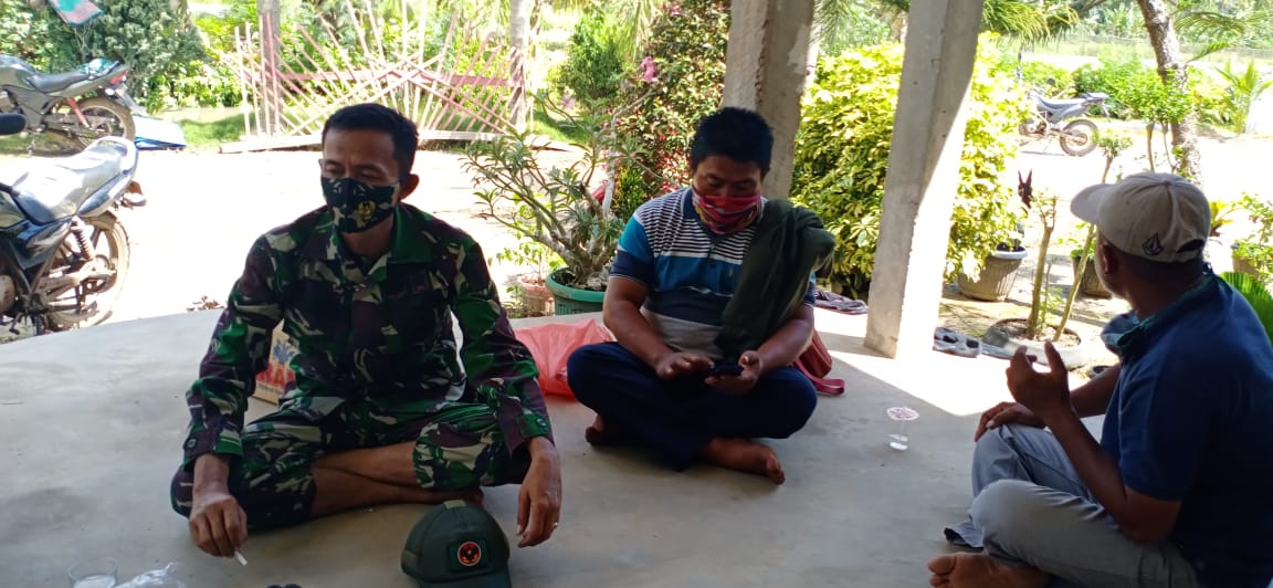 Bentuk kepedulian Tentang Warga Binaanya Serda Amroni Lakukan Anjangsana