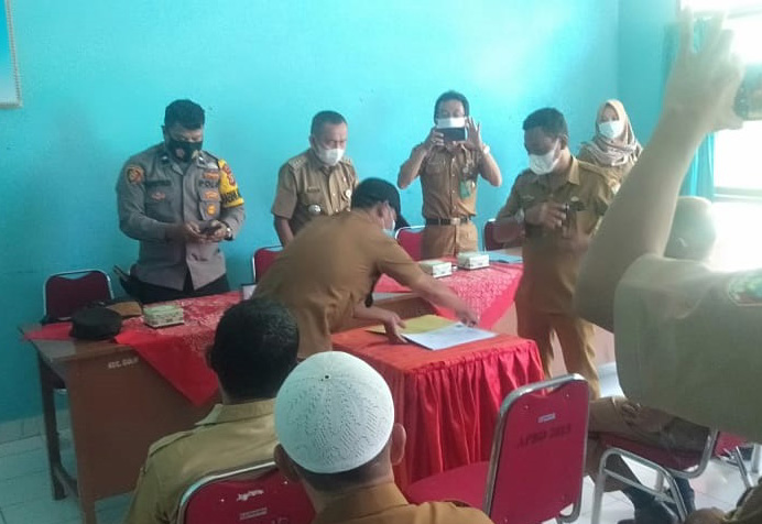 Camat Gunung Alip Harapkan Aparatur Pekon Minimal Lulusan SLTA