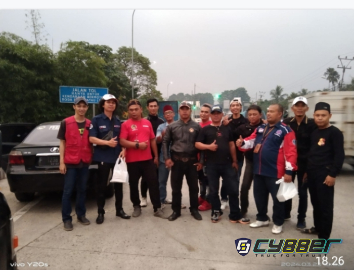 PWRI Bogsel Bagikan 300 Kotak Takjil Di Bulan Suci Ramadhan