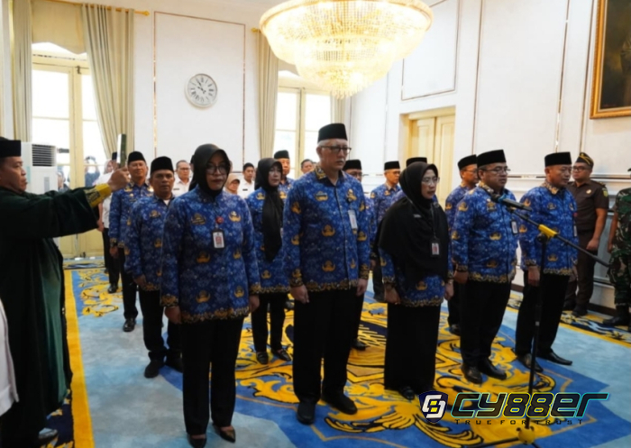 Robinsar Lantik 14 Pejabat Eselon II Pemkot Cilegon, Minta OPD Langsung Tancap Gas