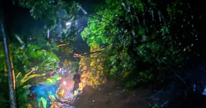 Bencana Tanah Longsor Melanda Beberapa Titik di Wilayah Desa Tambaksari Kecamatan Wanareja Cilacap