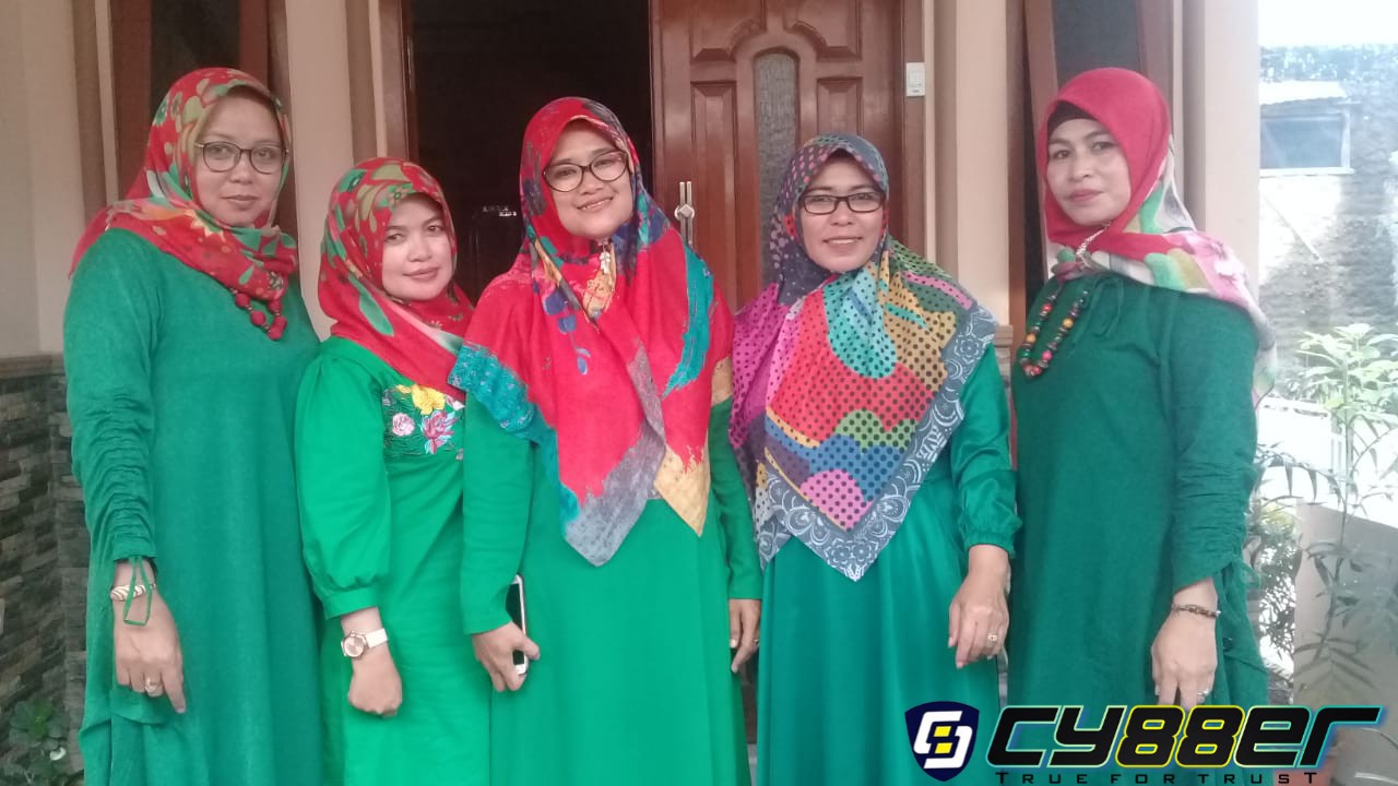 Himpaudi Banjaran Lakukan Kegiatan Sosial Bantu Guru Paud Non Formal Yang Terdampak Corona