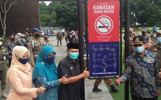 Hari ini, Pemkot Bandung Berlakukan Perda KTR