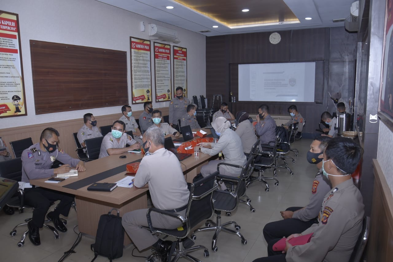 Langkah Awal Mengintegrasikan Seluruh Aplikasi Online, Puslitbang Polri Laksanakan Penelitian di Polda Jabar