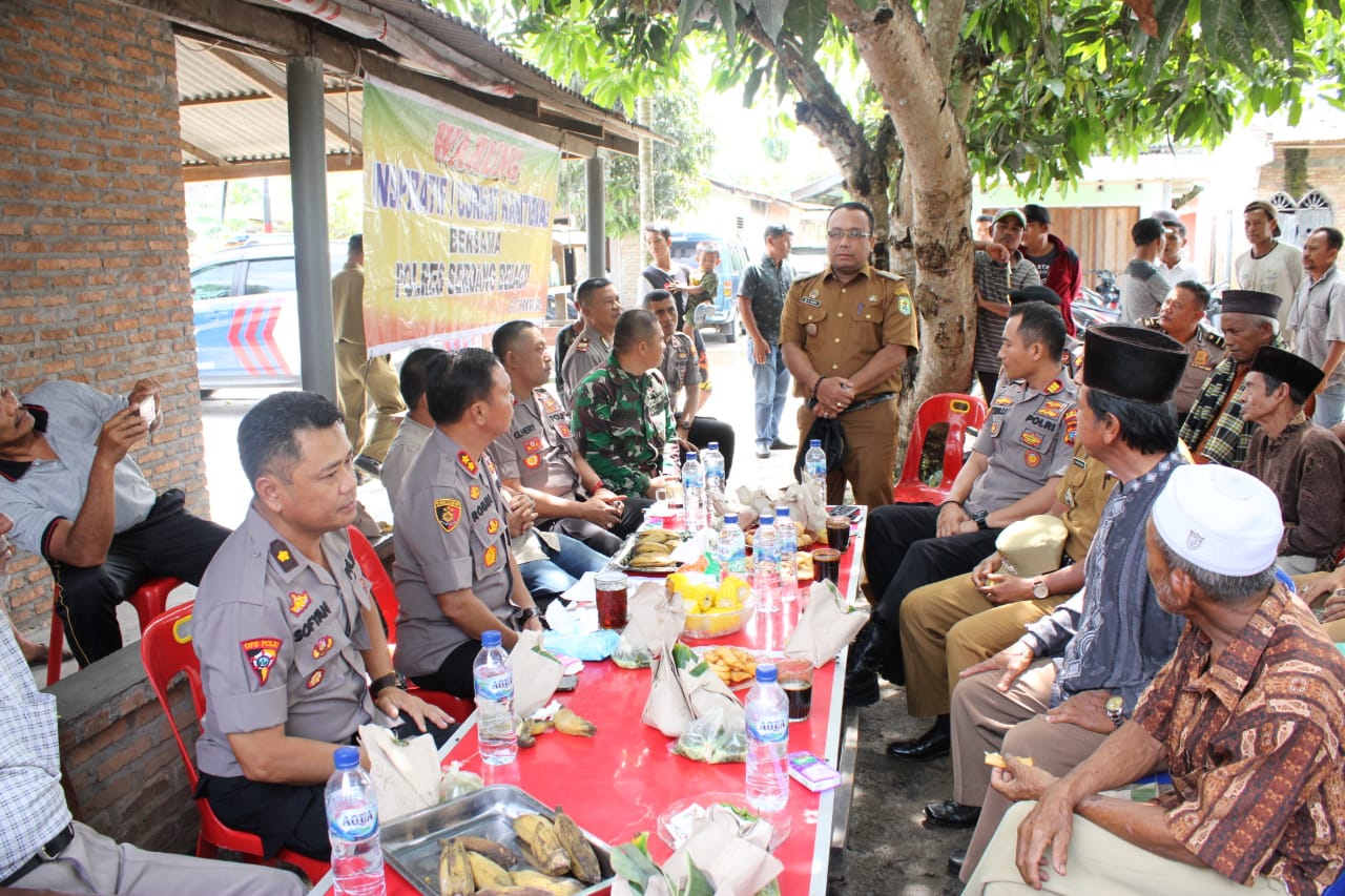 "Kombur - Kombur Di Desa Nagur" Ucap Kapolres, Kita Buat Para Penjahat Takut Tinggal Disini