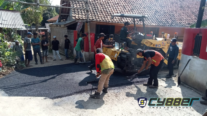 Aspirasi Dewan PKB Hilmi Sirojul Fuadi Berbuah Nyata, Jalan Lingkungan Wanasari Kini Lebih Nyaman Dilalui Warga