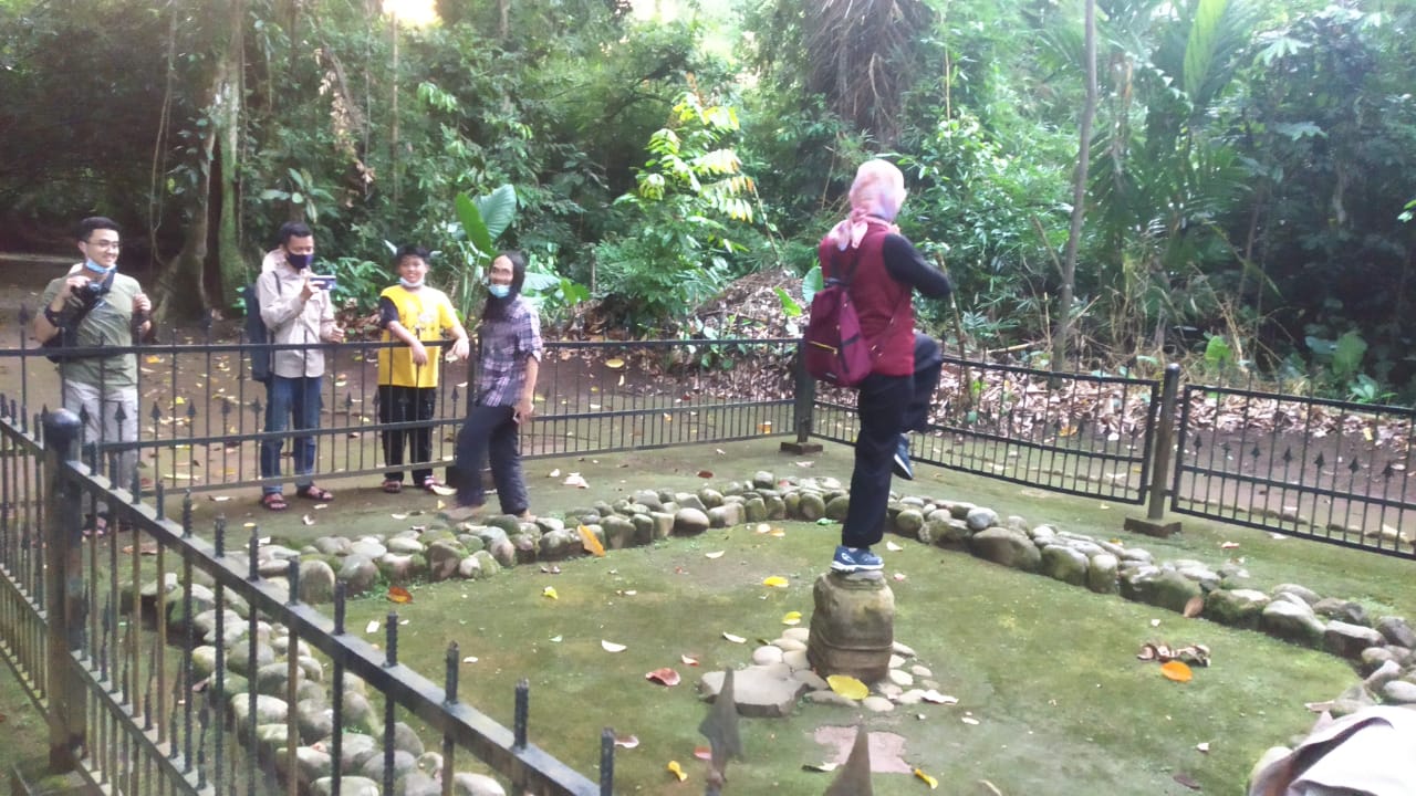 Abah H Anton Charliyan : Mari Kita Jadikan Pembelajaran Untuk Lebih Saling Menghormati Adat Istiadat, Tradisi, Agama dan Kepercayaan