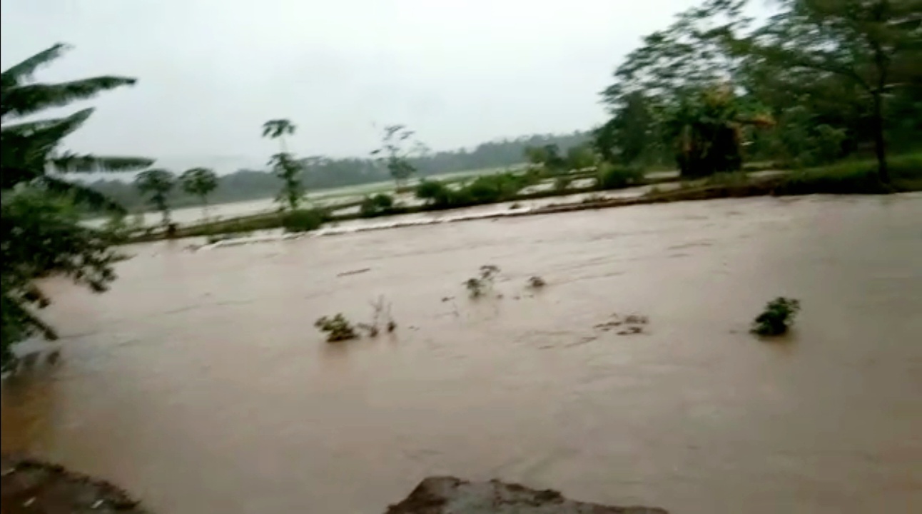 Tanggul Sungai Cibeureum Desa Purwasari Wanareja Kembali Jebol