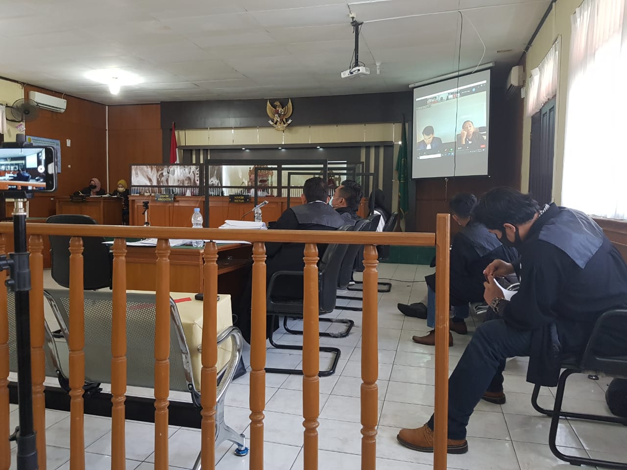 Diperiksa Hakim, Amril Ngaku "Khilaf" dan Tak Pernah Gunakan Uang dari PT CGA