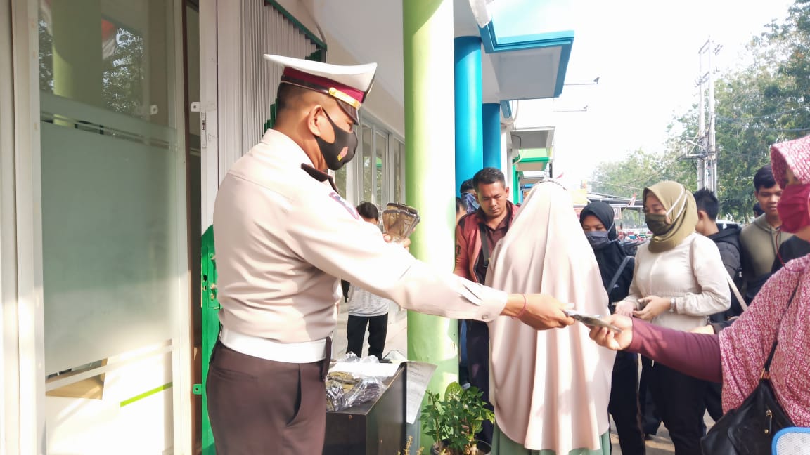 Unit Dikyasa Satlantas Polres Indramayu Giat Dikmas Lantas Pada Masyarakat  