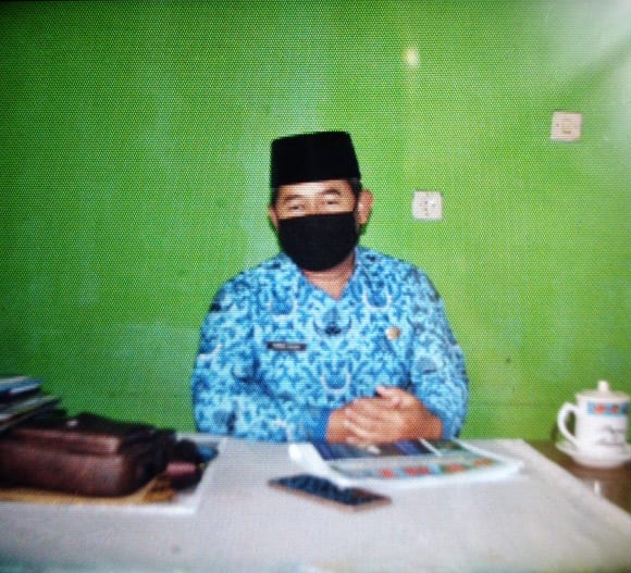Pernikahan di KUA Karangpawitan Garut Tetap Berlangsung Patuhi Protokol Kesehatan