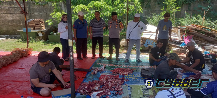 Bupati Bogor Rudy Susmanto Berkurban untuk Leluhur Bogor, Daging Kurban Dibagikan kepada 250 Warga Lereng Gunung Gede