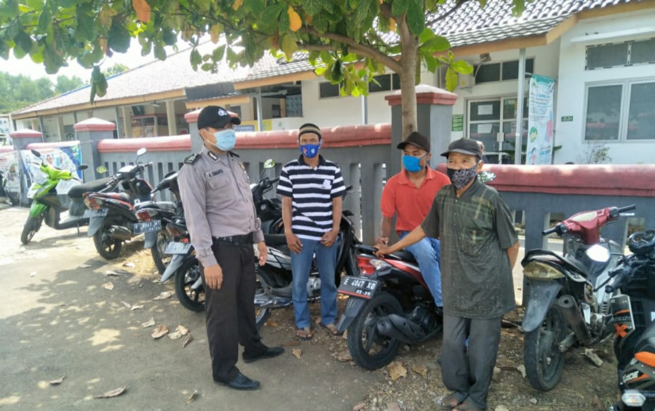 Cegah Covid-19, Personel Polres Majalengka Polda Jabar Sambang Warga Binaannya Edukasi dan Sosialisasi 3M