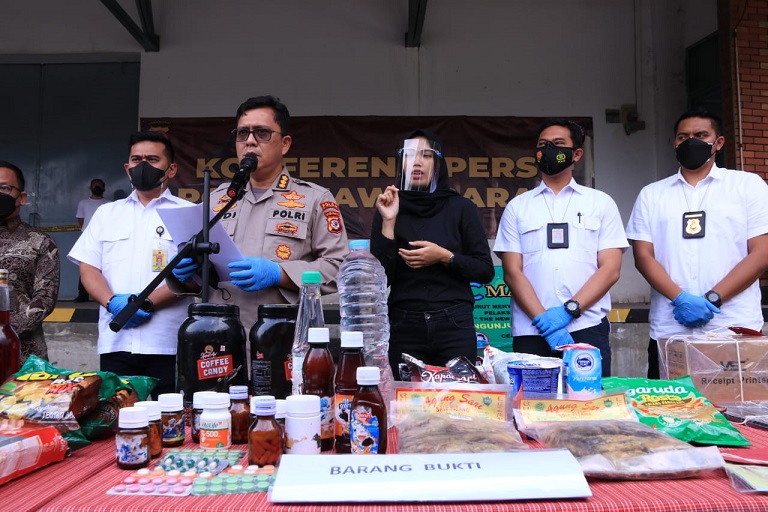 Ditreskrimsus Polda Jabar Berhasil Ungkap Kasus Penjualan Produk Bekas Terdampak Banjir