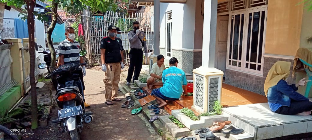 Kades Cipaku Sosialisasikan Prokes dan Laksanakan PPKM Jilid 2