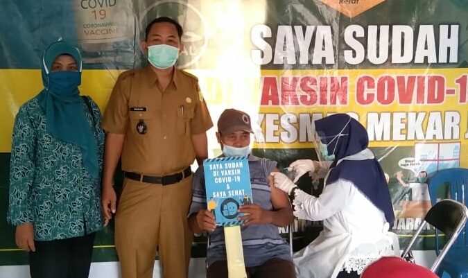 Sebanyak 200 Lansia Lakukan Vaksinasi Covid-19 Tahap I di Desa Mekar Jaya