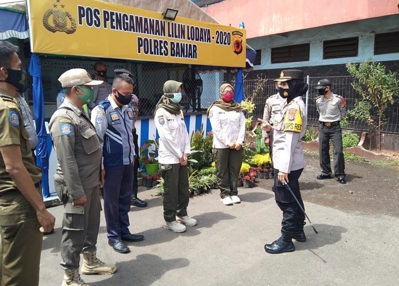 Kapolres Banjar Cek Kesiapan dan Beri Bekal Kesehatan Personel Pos Pengamanan Operasi Lilin Lodaya 2020