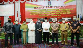 Rapat Paripurna Pengangkatan dan Pelantikan Gubernur dan Wakil Gubernur Kepri Terpilih