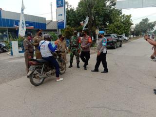 TNI Polri dan Satpol PP Bersinergi Laksanakan Ops Yustisi di Wilkum Polres Indramayu Polda Jabar