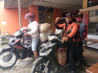 Pemuda Pancasila PAC Cisewu Bantu Korban Kebakaran Rumah