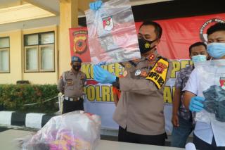 Konferensi Pers Kasus Kekerasan Rumah Tangga Atau Pembunuhan Terhadap Istri Sendiri di Kab.Sukabumi