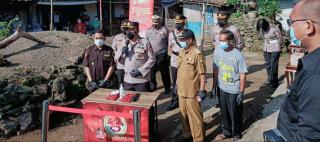 Mabes Polri Berikan Bantuan pada Warga Masyarakat Sumedang
