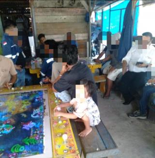 Meja Judi Jenis Ikan Tembak Merajalela, Ibu - ibu yang Tinggal di Duri Riau Berharap Pemerintah dan Polsek Bertindak