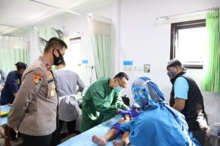 185 Anak Ikut Khitanan Massal Gratis di RS Bhayangkara Setukpa Lemdiklat Polri