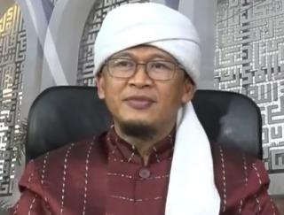 Sidang Perdana Gugat Cerai Aa Gym pada The Ninih Batal Digelar