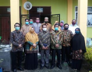 Kadisdik Bengkalis Edi Sakura Lakukan Supervisi atau Peninjauan Bersama Rombongan ke SD dan SMP di Duri