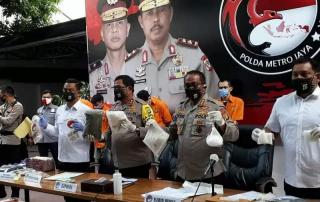 SatResNarkoba Polres Metro Jakpus Ungkap Terduga Produsen Sekaligus Penjual Tembakau Gorila Cair