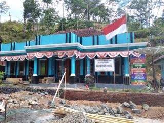 Pemdes Purwajaya Peundeuy Realisasikan Dana IP Tahun 2020 Rehab Kantor Desa