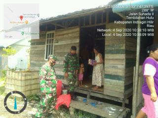 Jumat Berkah Kodim 0314/Inhil membagikan Nasi Kotak