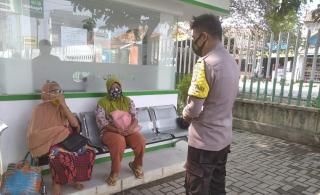 Personel Polres Majalengka Polda Jabar Sambangi Warga Binaan Himbau Prokes Cegah Covid-19