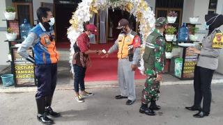 Wajibkan Prokes, Polres Majalengka Polda Jabar Bersama Satgas Covid-19 Pantau Hajatan 