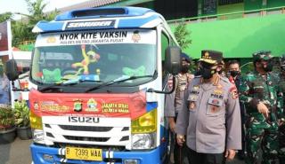 Kapolri Gelar Posko PPKM di Pasar, pastikan perekonomian dan protokol kesehatan berjalan.