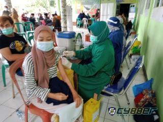 Desa Tugujaya Gelar Vaksinasi untuk 450 Warga