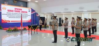 Irjen Pol Agung Imam Setya Effendi Hadiri Serah Terima Jabatan di Jajaran Kapolda Riau 