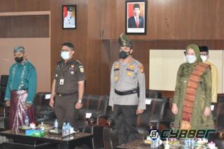 Kapolres Inhu Ikuti Apel HUT Riau ke-64 Secara Virtual di Kantor Bupati