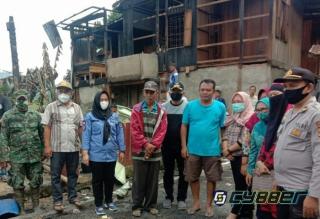 Kepala Dinas Sosial Cepat Tanggap Dalam Penanggulangan Korban Kebakaran di Desa Tanjung Alam
