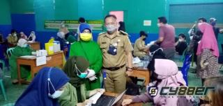 Pemdes Srogol dan Pemdes Cigombong Gelar Vaksinasi untuk 504 Warga