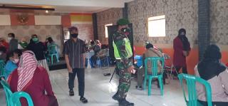 Masyarakat Desa Sukarapih Antusias Laksanakan Vaksinasi Masal