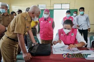 Bupati dan Wakil Bupati Asahan Tinjau Pelaksanaan Vaksinasi di PTPN IV Kebun Pulo Raja