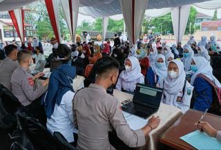 Gerai Vaksinasi Presisi Polres Sumedang, Diserbu Anak Sekolah
